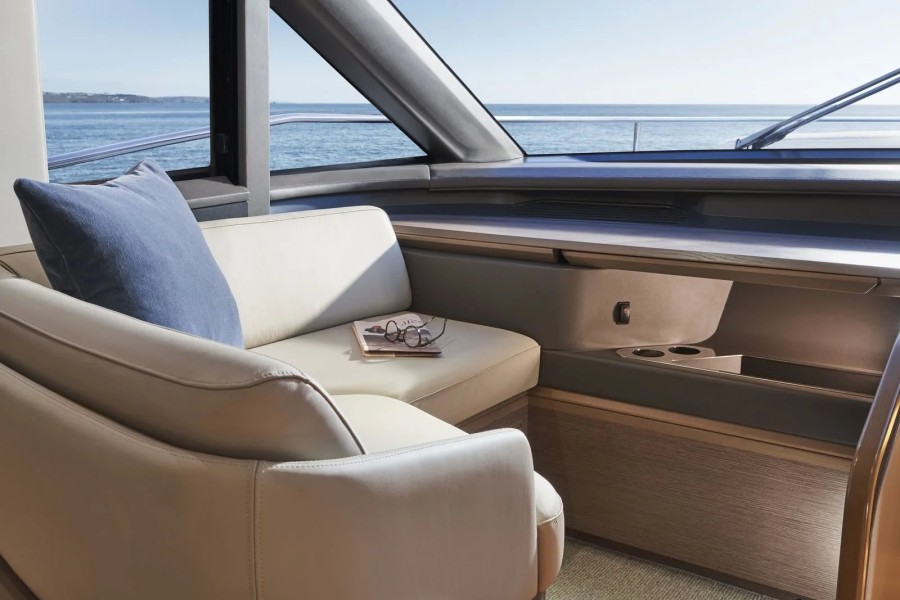 Princess Y72 (22.8 m, Neuf) à vendre (7)