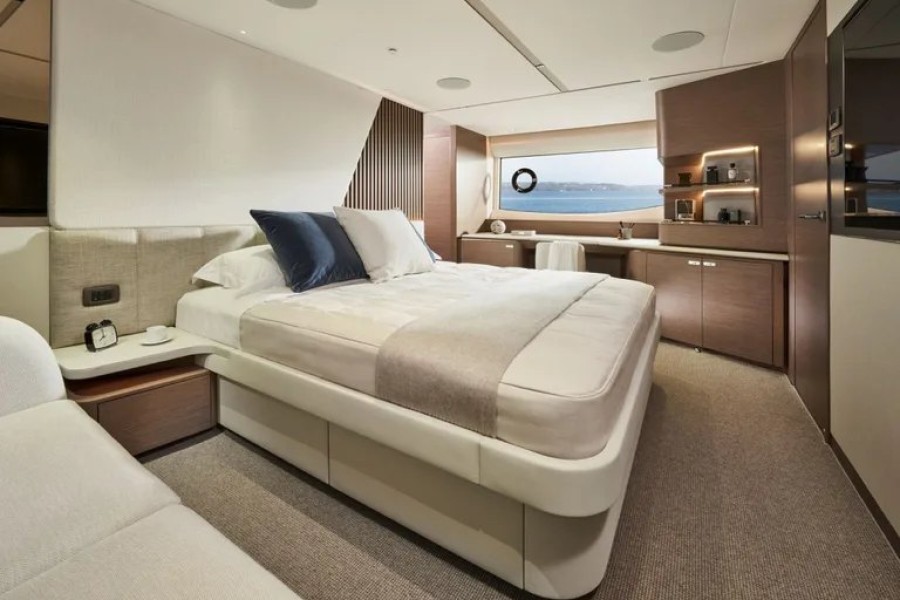 Princess Y72 (22.8 m, Neuf) à vendre (16)