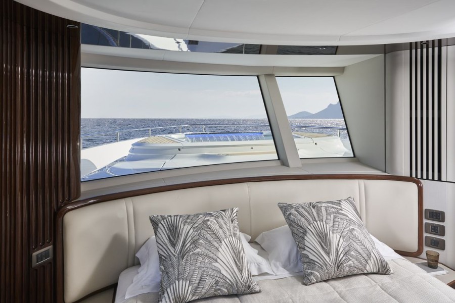 Princess X80 (25.18 m, New) for Sale (12)