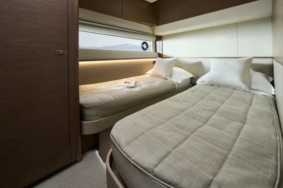 Princess F58 (18.2 m, New) for Sale (19)