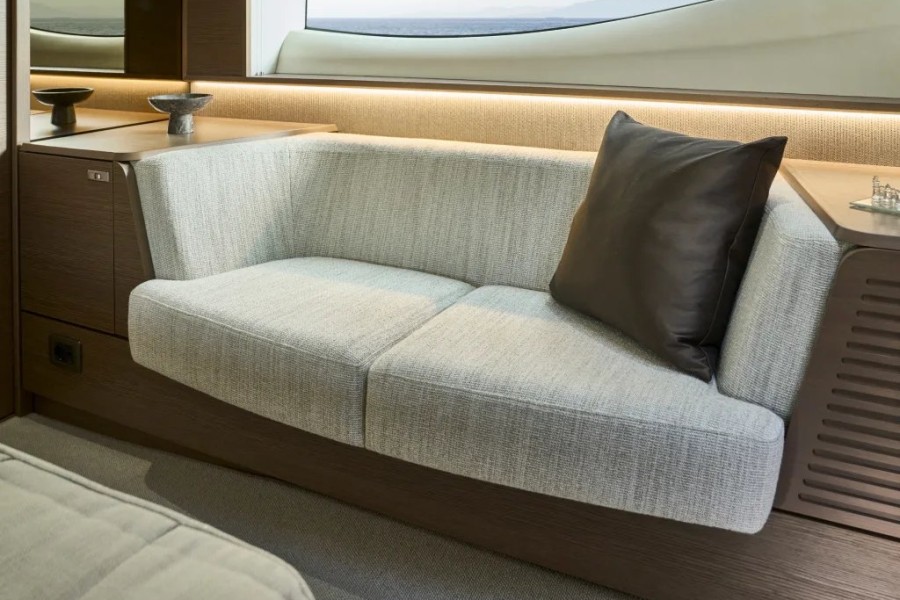 Princess F58 (18.2 m, New) for Sale (20)