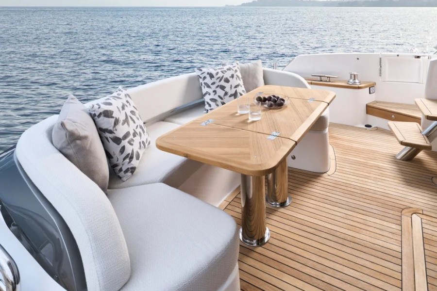Princess F58 (18.2 m, New) for Sale (22)