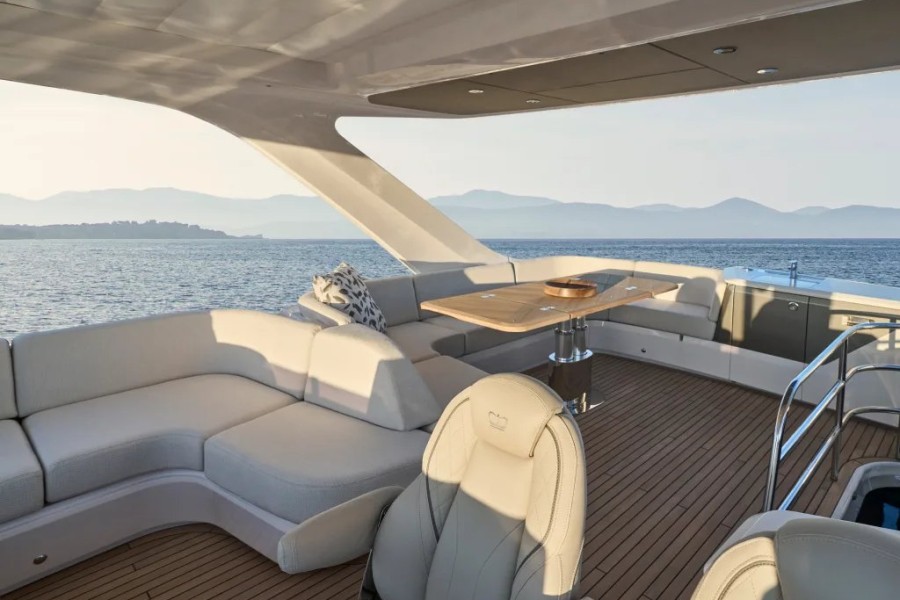 Princess F58 (18.2 m, New) for Sale (25)