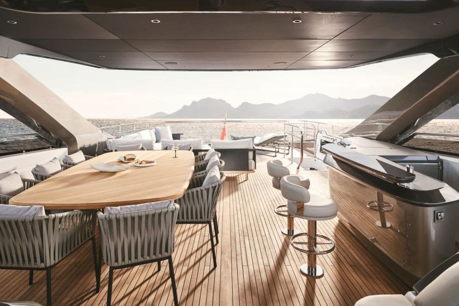 Princess Y95 (29.1 m, Neuf) à vendre (3)