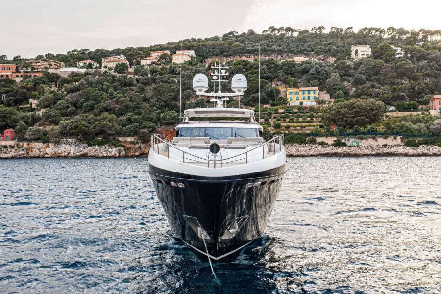 Princess 35M Avalon (35.15 m, 2021) à vendre en France (2)