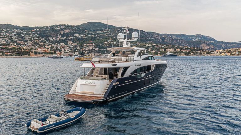 Princess 35M Avalon (35.15 m, 2021) à vendre en France (4)