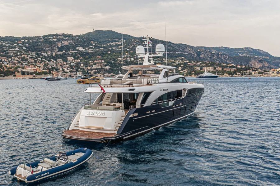 Princess 35M Avalon (35.15 m, 2021) à vendre en France (4)