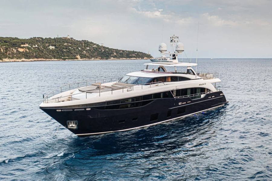 Princess 35M Avalon (35.15 m, 2021) à vendre en France (5)
