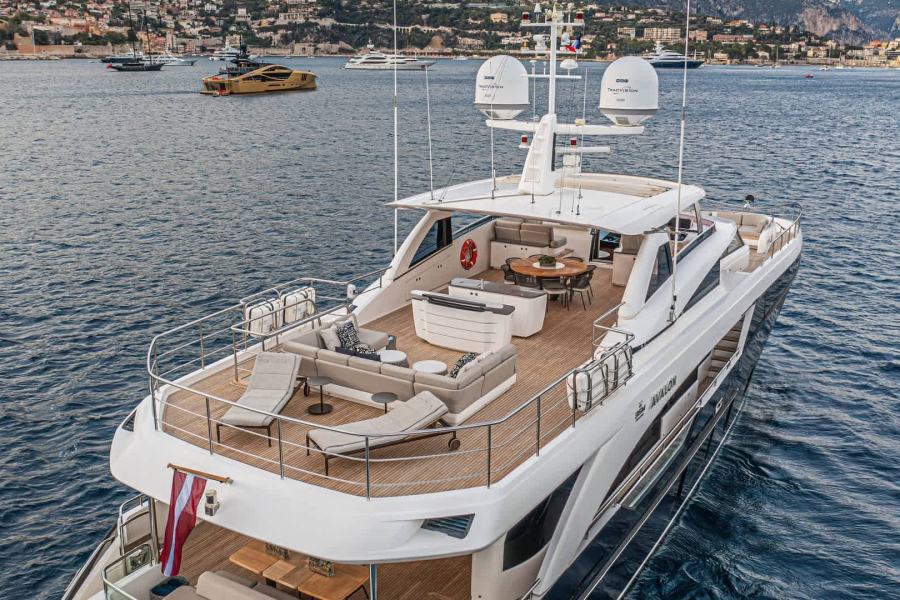 Princess 35M Avalon (35.15 m, 2021) à vendre en France (7)