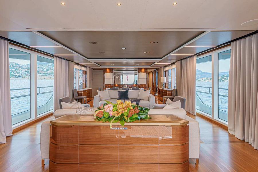 Princess 35M Avalon (35.15 m, 2021) à vendre en France (19)