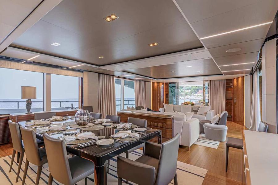 Princess 35M Avalon (35.15 m, 2021) à vendre en France (20)
