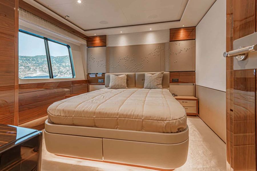 Princess 35M Avalon (35.15 m, 2021) à vendre en France (31)