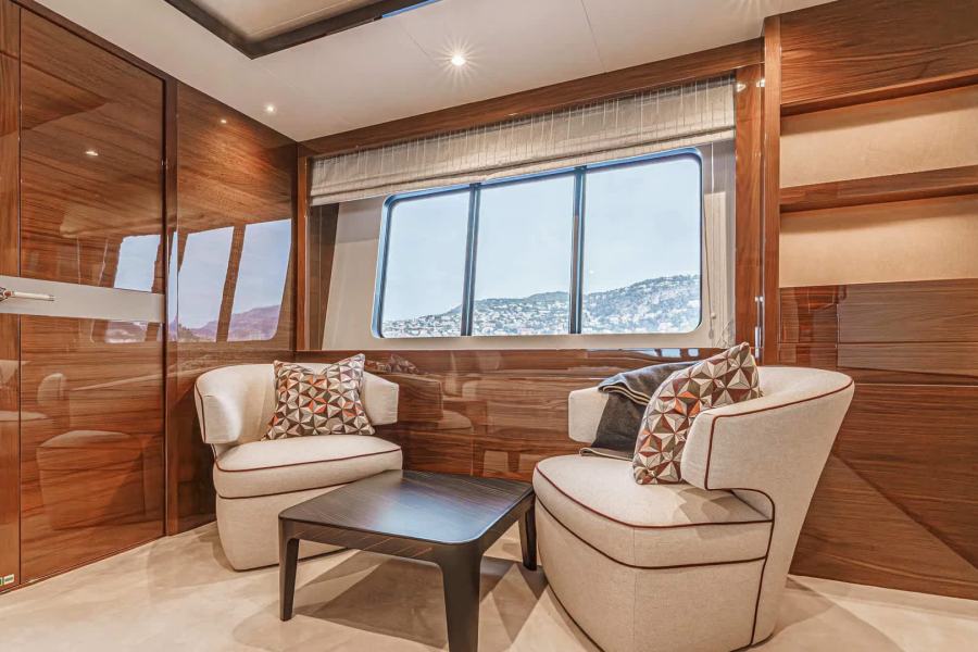 Princess 35M Avalon (35.15 m, 2021) à vendre en France (37)