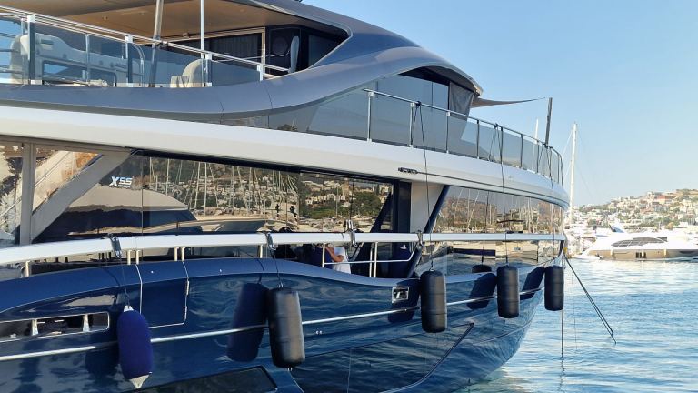 Princess X95 (29.11 m, 2021) in vendita in Turchia (2)