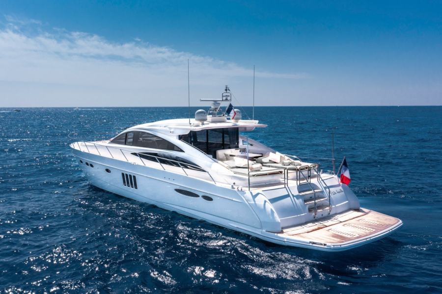 Princess V70 (21.7 m, 2008) for Sale in France (6)