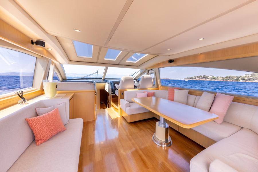 Princess V70 (21.7 m, 2008) for Sale in France (10)