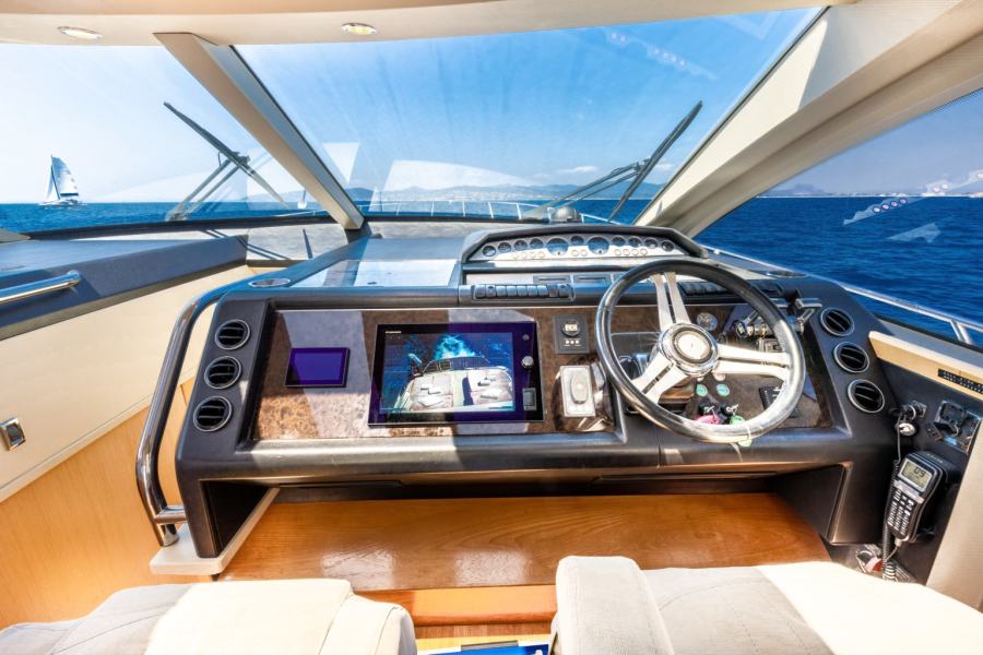 Princess V70 (21.7 m, 2008) for Sale in France (12)