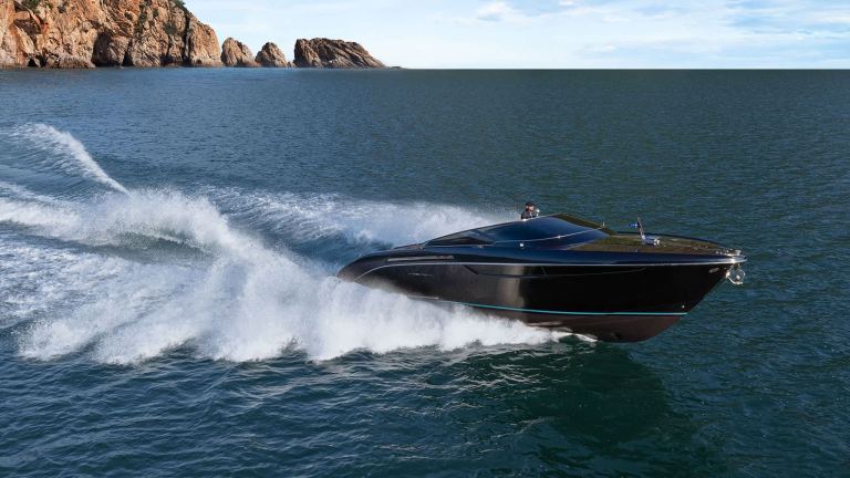 Riva Cento (11.88 m, 2025) à vendre à Istanbul, Turquie (2)