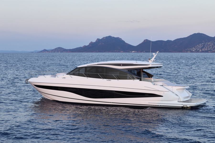 Princess V65 (20.32 m, New) for Sale (9)