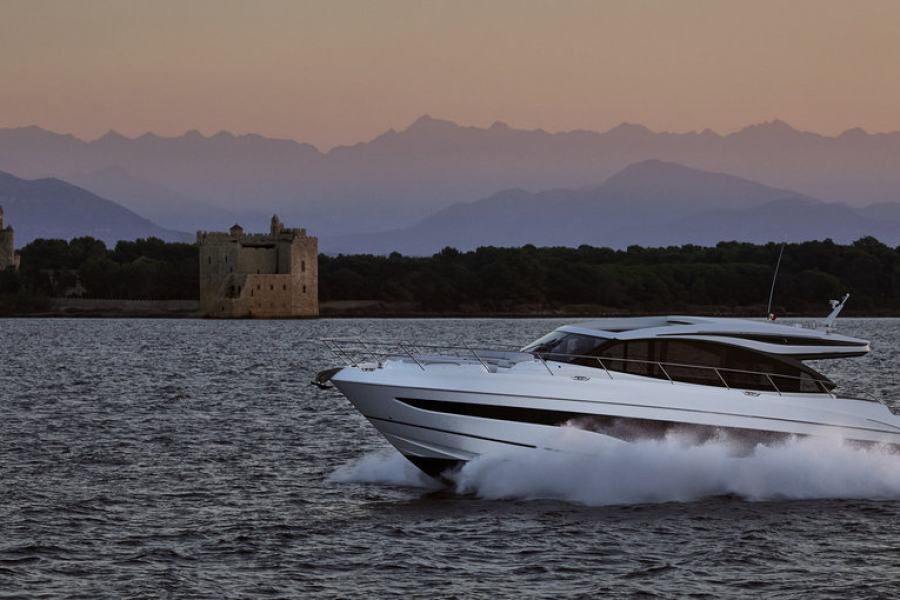 Princess V65 (20.32 m, New) for Sale (5)