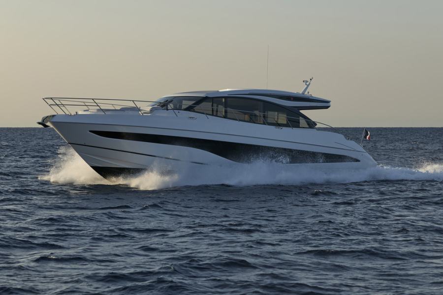 Princess V65 (20.32 m, New) for Sale (10)