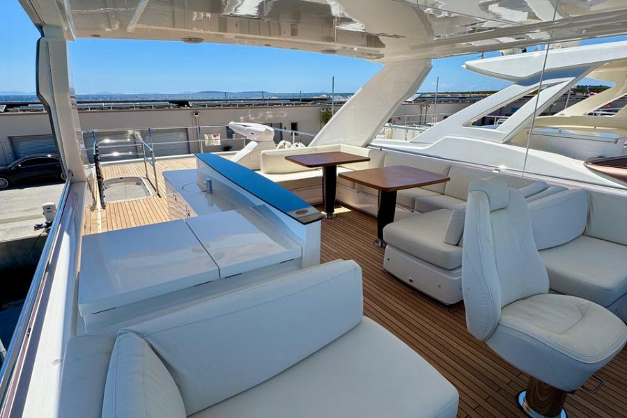 Princess 82MY (23.71 m, 2017) à vendre en Turquie (8)
