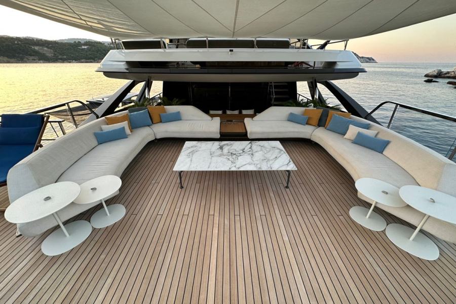 Azimut Trideck 38M (38.22 m, 2021) for Sale in Turkey (8)