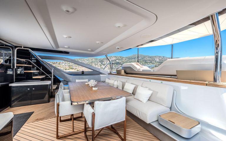 Azimut Grande Trideck (38.22 m, 2024) à vendre à Viareggio, Toscane, Italie (3)