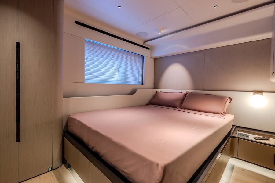 Azimut Grande Trideck (38.22 m, 2024) à vendre à Viareggio, Toscane, Italie (8)