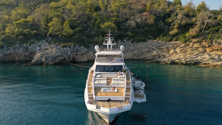 Azimut Grande 35M (35 m, 2022) à vendre en Grèce (3)