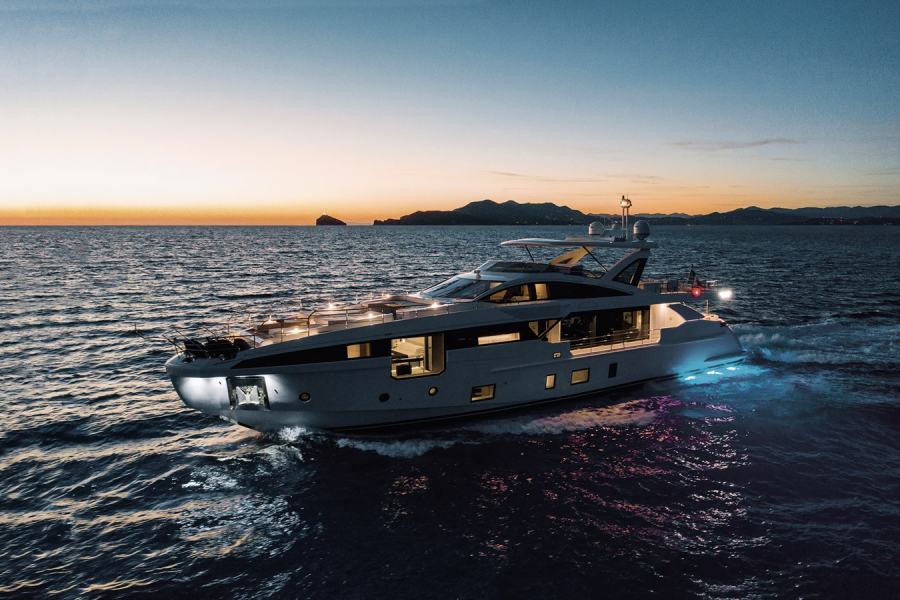 Azimut Grande 32 Metri (32 m, 2019) in vendita in Grecia (8)