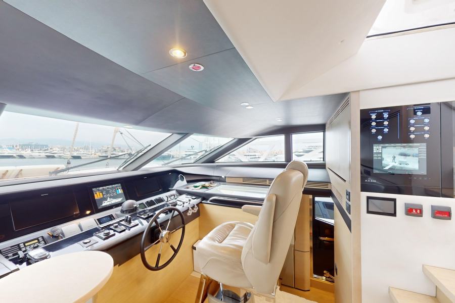 Princess 30M (30.45 m, 2019) for Sale in Cyprus (9)