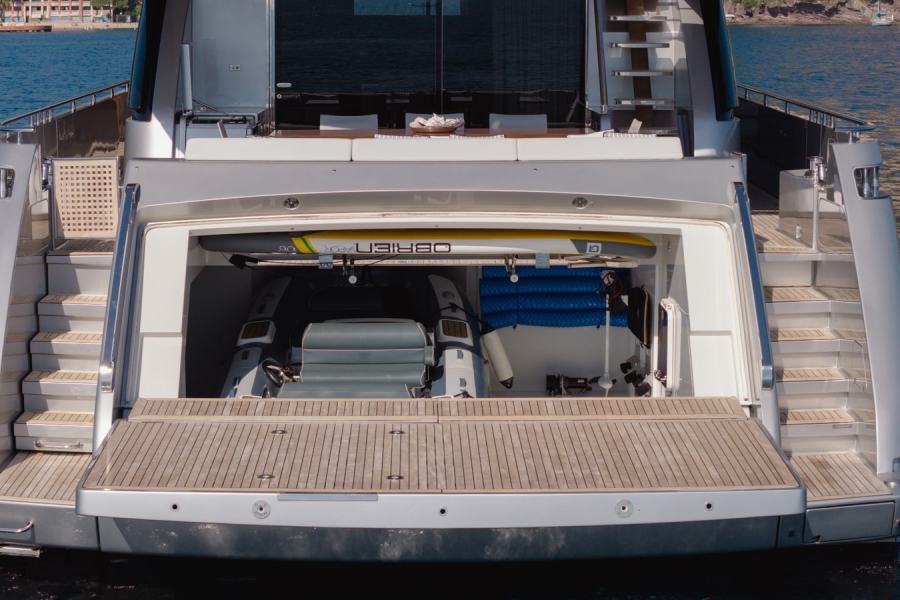 Riva 100 Corsaro (29.9 m, 2020) for Sale in France (7)