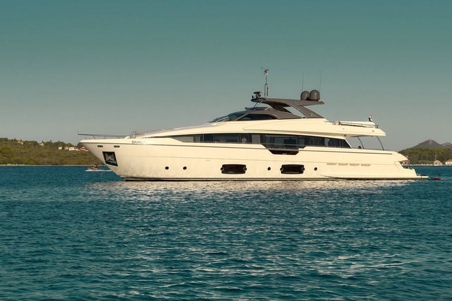 Ferretti Damari (29.2 m, 2019) for Sale in Croatia (1)