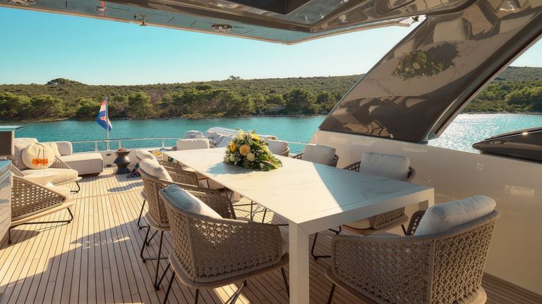 Ferretti Damari (29.2 m, 2019) for Sale in Croatia (3)