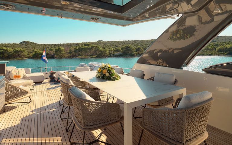 Ferretti Damari (29.2 m, 2019) for Sale in Croatia (3)