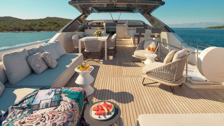 Ferretti Damari (29.2 m, 2019) for Sale in Croatia (4)
