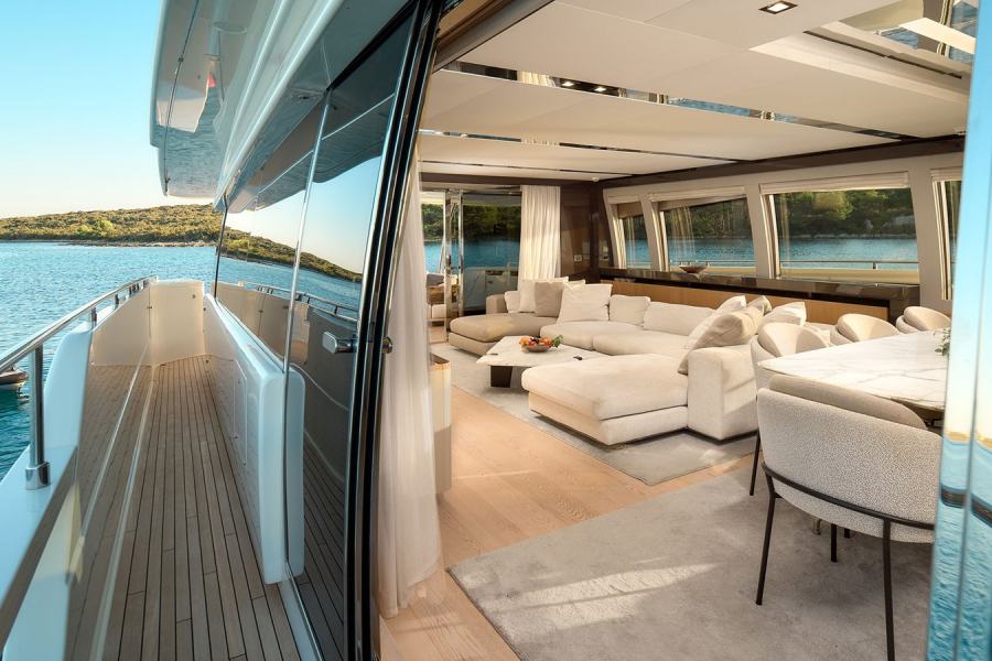 Ferretti Damari (29.2 m, 2019) for Sale in Croatia (13)