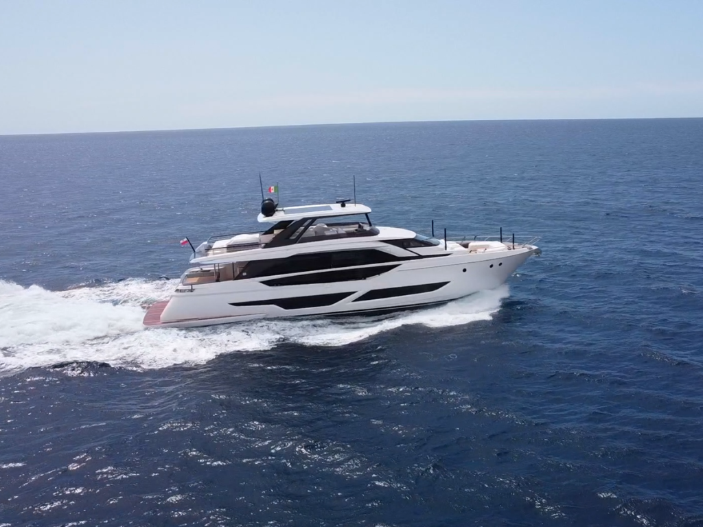 Ferretti 860 (26.94 m, 2023) for Sale in Italy (1)
