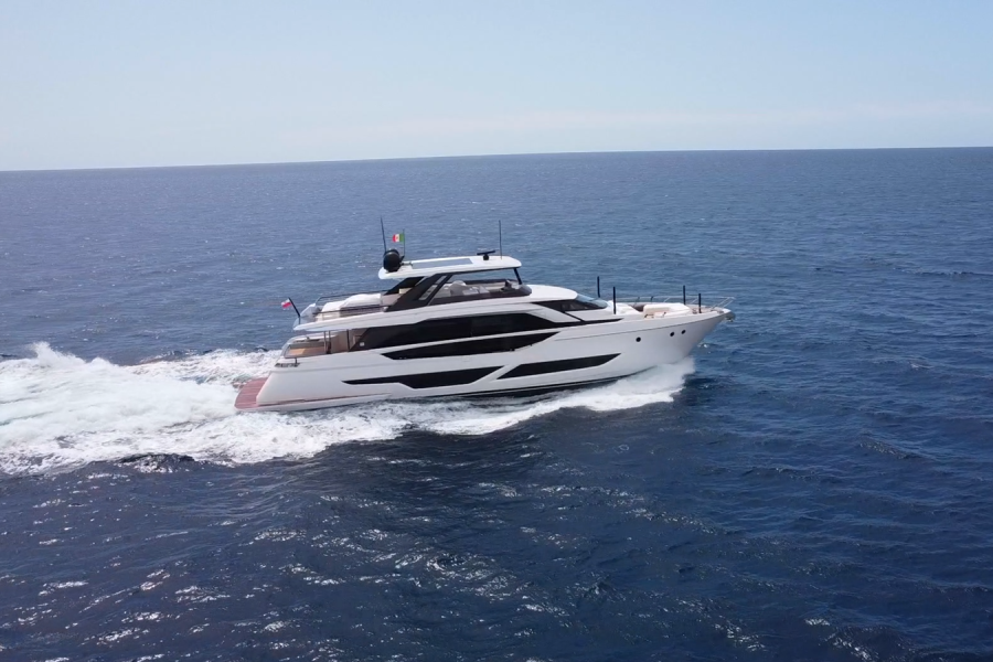 Ferretti 860 (26.94 m, 2023) for Sale in Italy (1)
