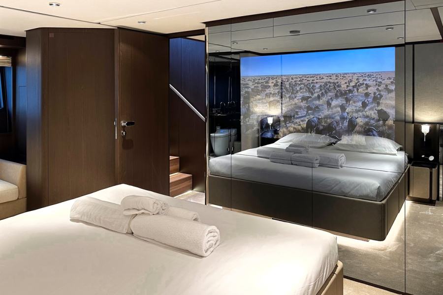 Ferretti 860 (26.94 m, 2023) for Sale in Italy (17)