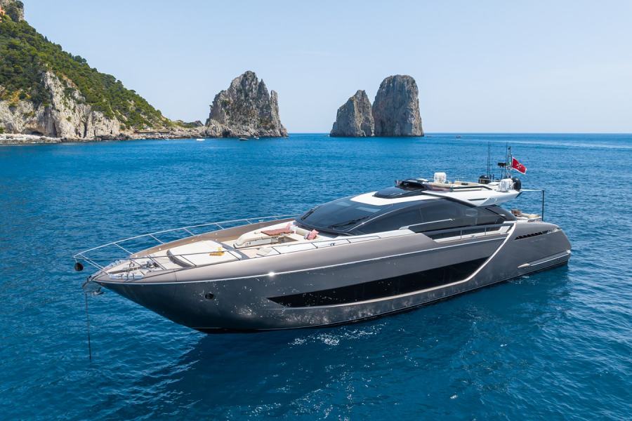 Riva 88 Folgore (26.92 m, 2021) for Sale in Italy (1)