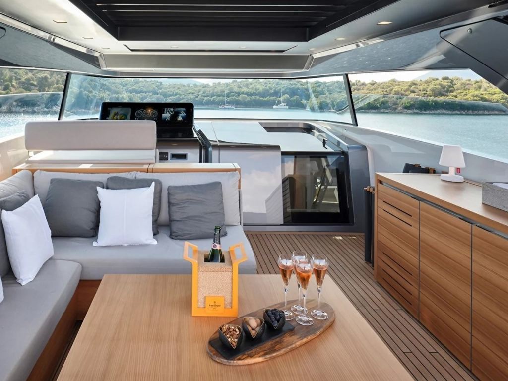 Sanlorenzo SX76 (23.75 m, 2021) for Sale in France (1)