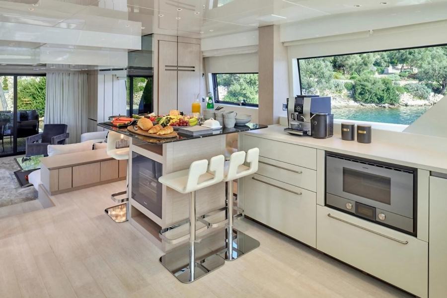 Sanlorenzo SX76 (23.75 m, 2021) for Sale in France (9)