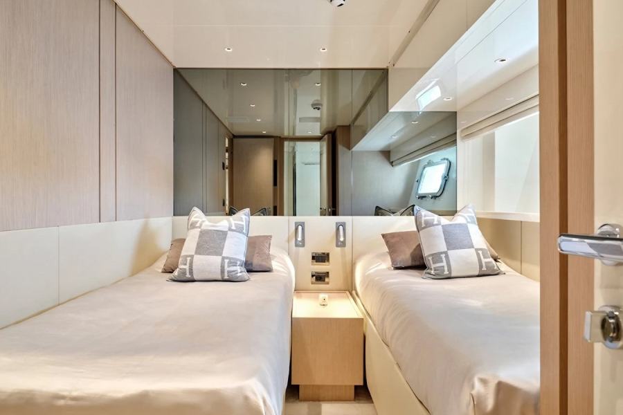 Sanlorenzo SX76 (23.75 m, 2021) for Sale in France (16)