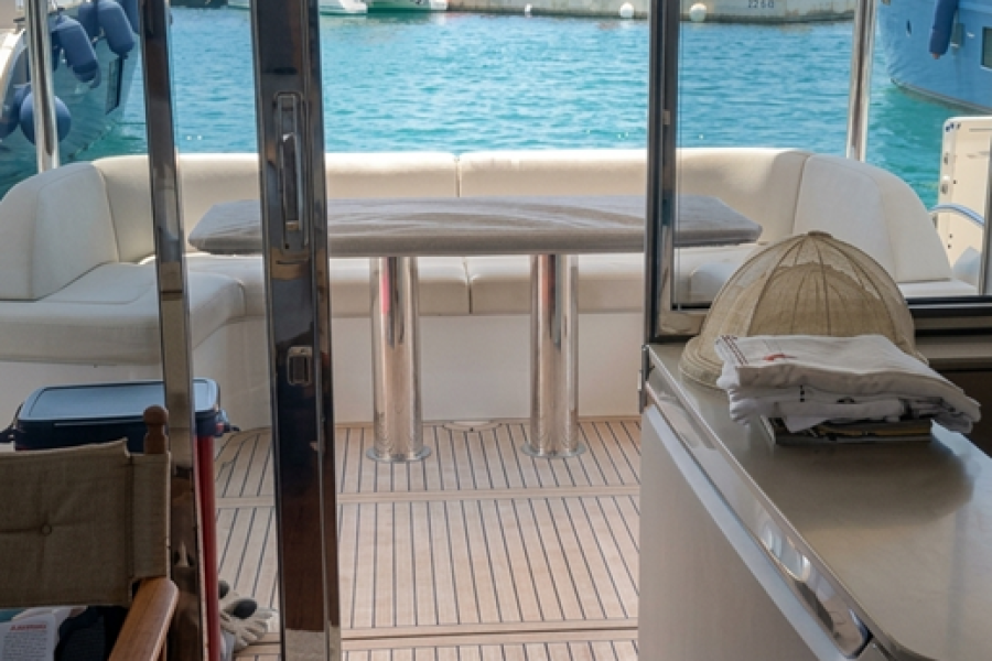 Princess Y72 (22.8 m, 2025) in vendita in Croazia (16)