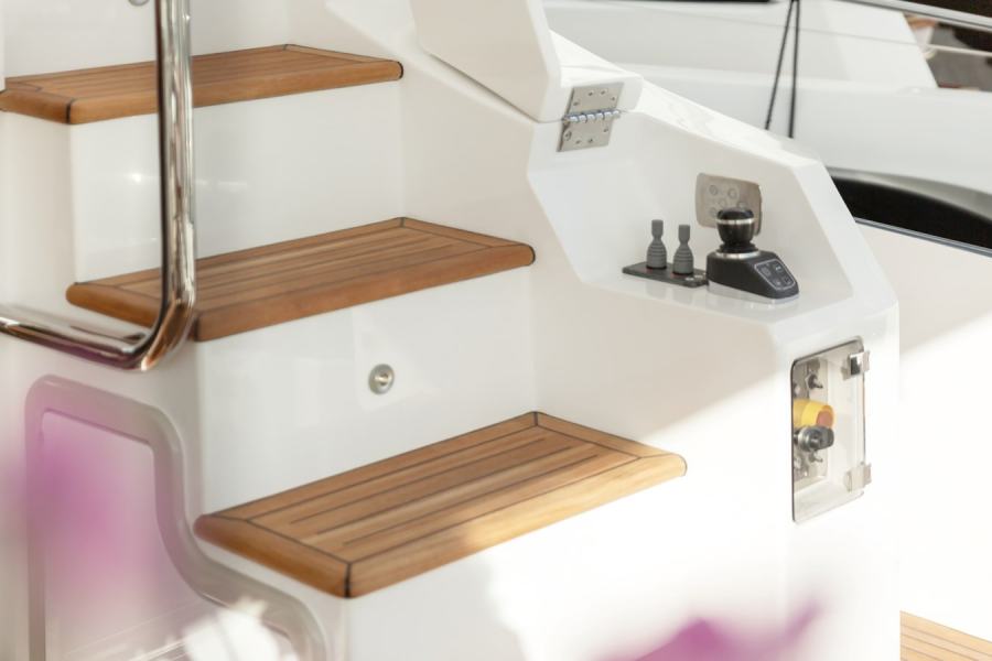 Azimut 72 Flybridge (22.64 m, 2020) for Sale in France (3)