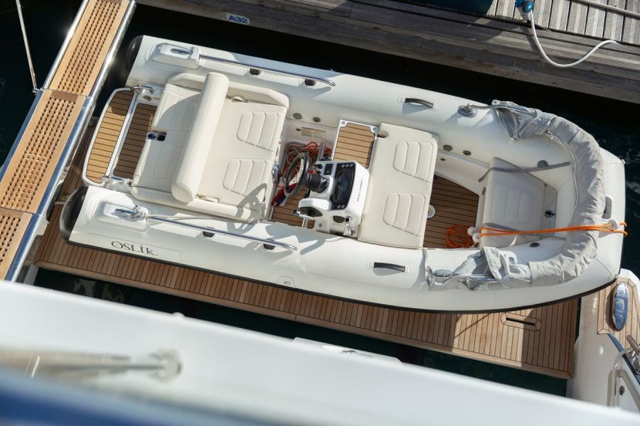Azimut 72 Flybridge (22.64 m, 2020) for Sale in France (9)