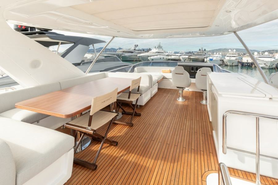 Azimut 72 Flybridge (22.64 m, 2020) for Sale in France (13)