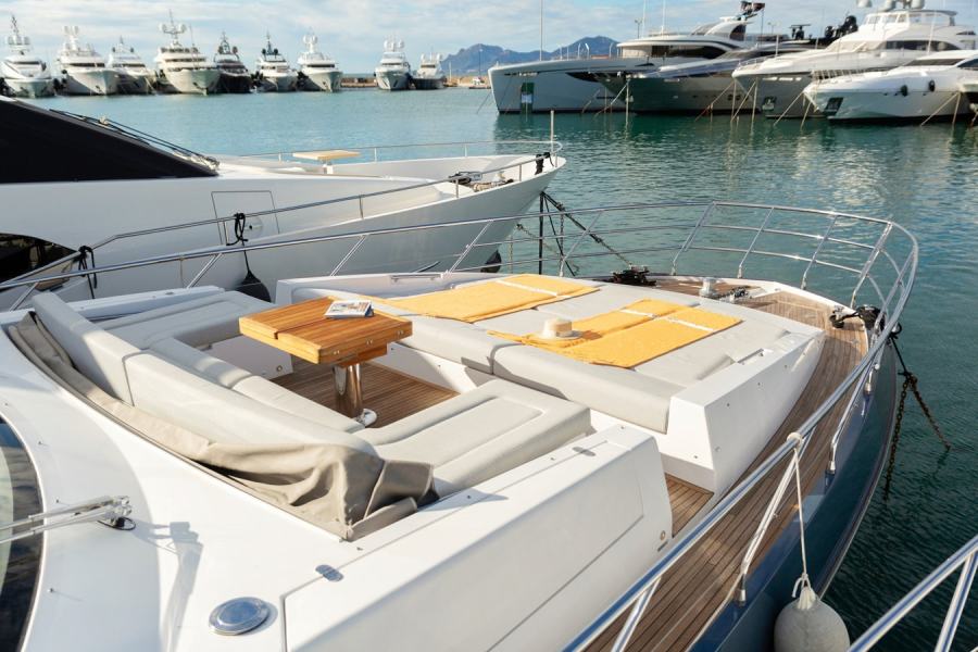 Azimut 72 Flybridge (22.64 m, 2020) for Sale in France (20)